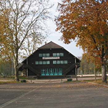 Hebergement collectif auberge de la jeunesse - PORT-SUR-SAONE