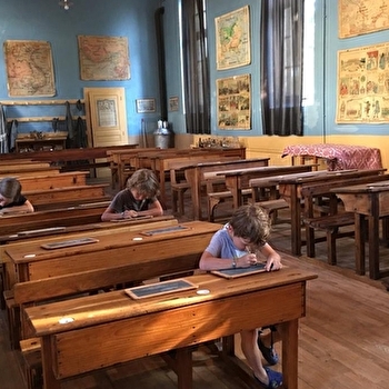 Musée-Ecole - SAINT-CHRISTOPHE-EN-BRIONNAIS