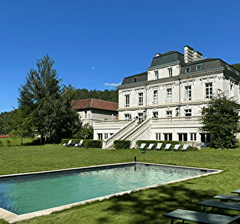 Château Ambroisie - gîte du Château de Sermizelles - SERMIZELLES