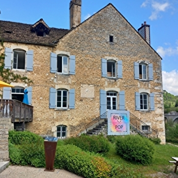 River Pop Hostel - CLÉRON