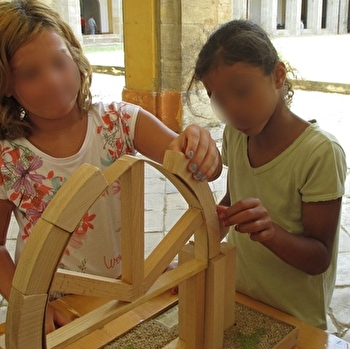 Les bâtisseurs du Moyen Âge - CLUNY