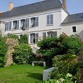 Découvrez la Maison natale de Colette, seuil de sa création littéraire - SAINT-SAUVEUR-EN-PUISAYE