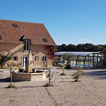 Les Maisons Blanches - Gîte d' Événements - CHAMPIGNELLES