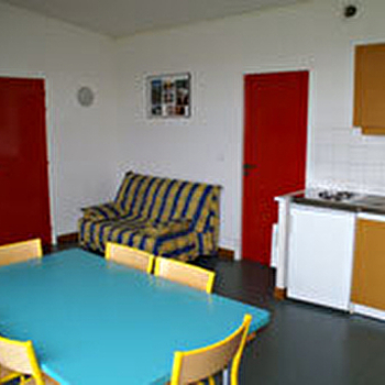 Gîte de groupe Le grand canady Les jardins de l'etang - NOIDANS-LE-FERROUX